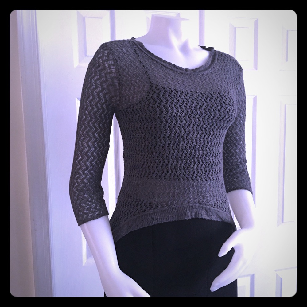 Kirra Gray crochet High Low Sweater M